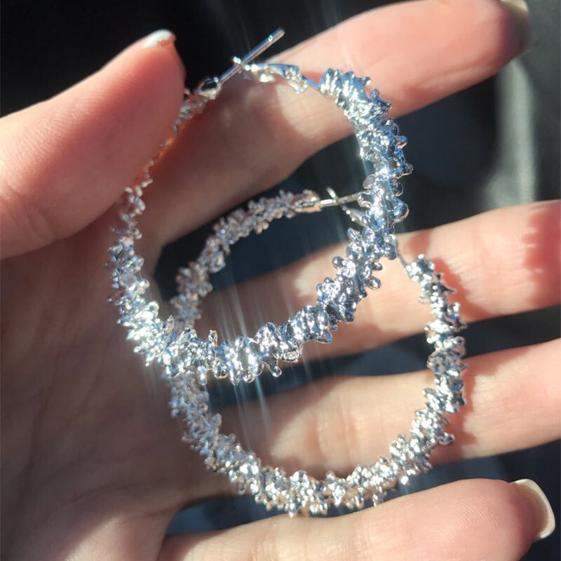 Round Alloy Hoop Earrings Set – Trendy Retro Gold Design for a Bold Look