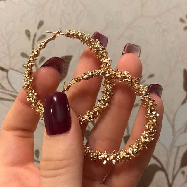 Round Alloy Hoop Earrings Set – Trendy Retro Gold Design for a Bold Look