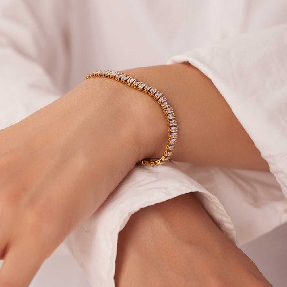 French Retro Square Cubic Zirconia Bracelet and Necklace – Elegant Modern Jewelry for Women