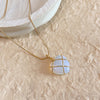 Mielle Heartstone – Gold-Framed Moonstone Pendant Necklace