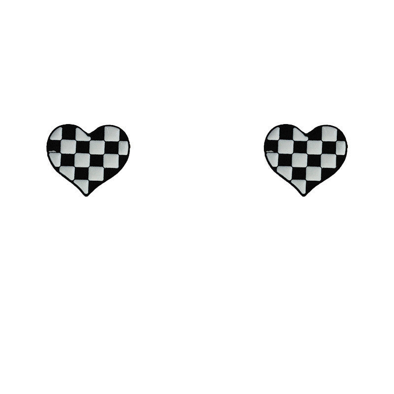Chessboard Plaid Love Earrings Set – High-Grade, Trendy Cold Style for a Bold Look